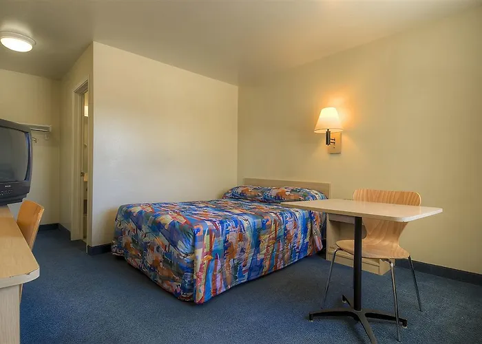 Motel 6-Needles, CA