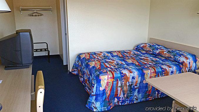 6-needles, Ca Hotel 2*