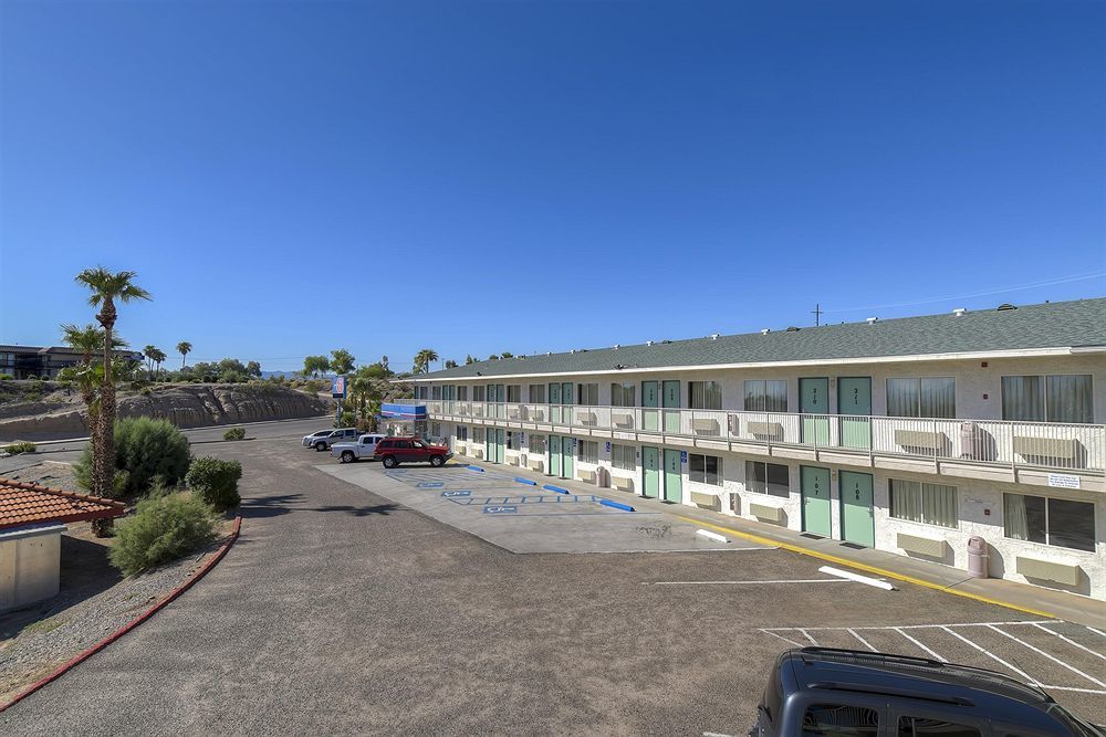 Hotel 6-needles, Ca 2*