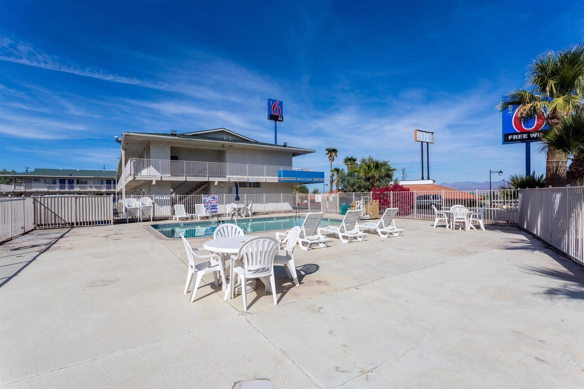 Hotel 6-needles, Ca Needles